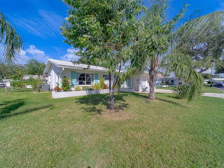 9262 140th Ln — Photo 49