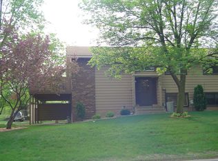 5617 Otter View Trl, White Bear Township, MN 55110
