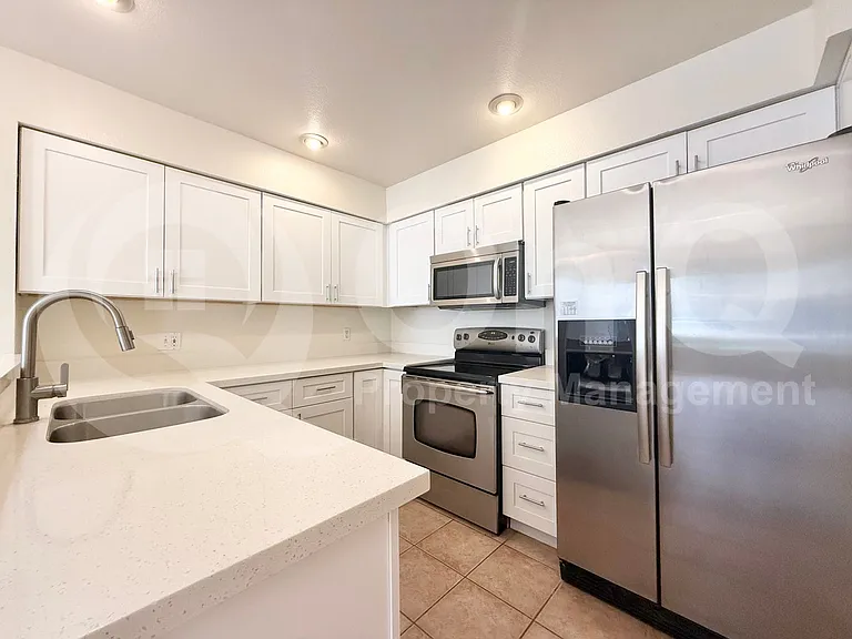 1717 E Union Hills Dr #1073 — Photo 3