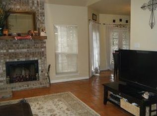 6 Rustic Bnd, San Antonio, TX 78230