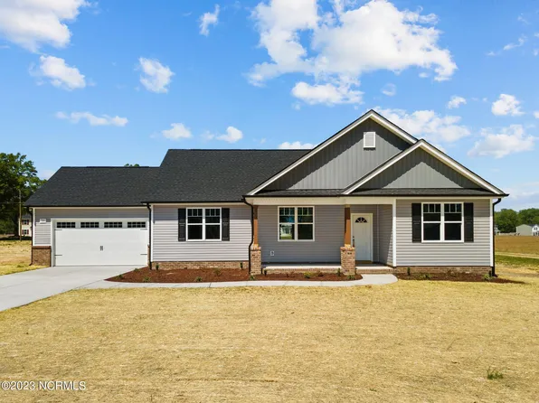 3300 Dino Lane, Bailey, NC 27807