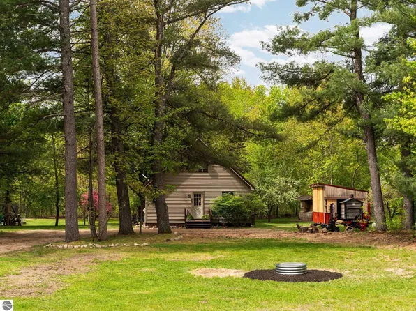 12336 Coster Rd SW, Fife Lake, MI 49633