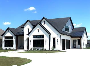 1733 Laguna Bay S, Azle, TX 76020