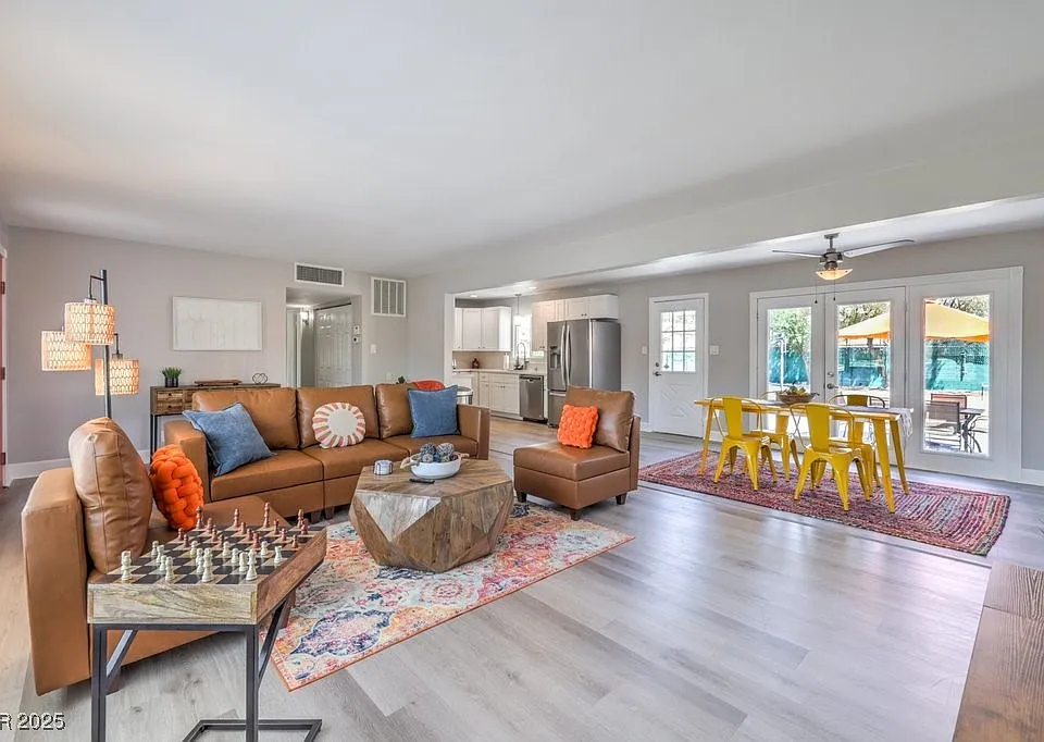 2400 Sherman Pl