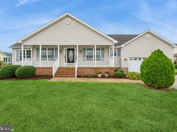102 Davis Ct, Berlin, MD 21811