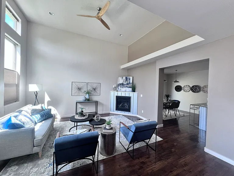 2811 N Cajun Ln — Photo 3