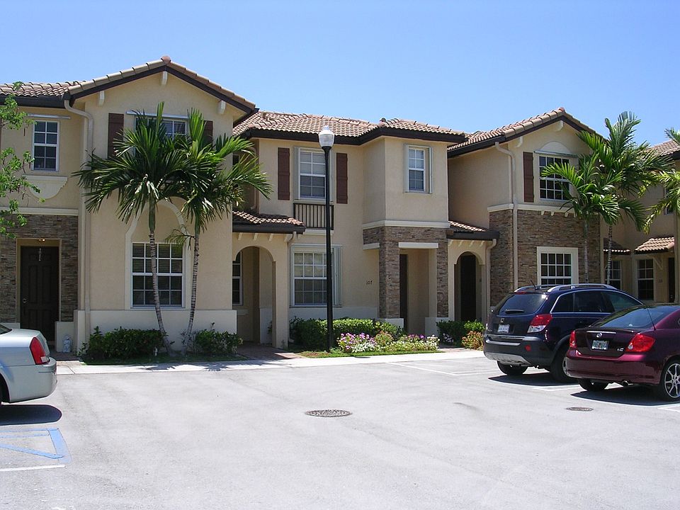 1st image of 3320 NE 13th Circle Dr Unit 107