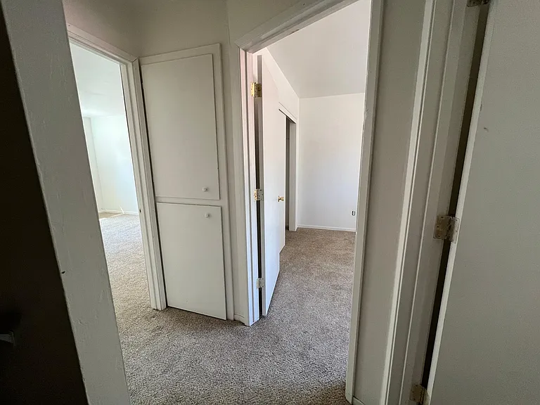 1160 Bonanza Ave #1 — Photo 5
