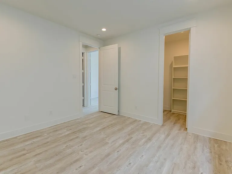 The Grove Oak Forest Bedroom