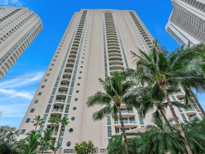 16047 Collins Ave #2304, Sunny Isles Beach, FL, 33160