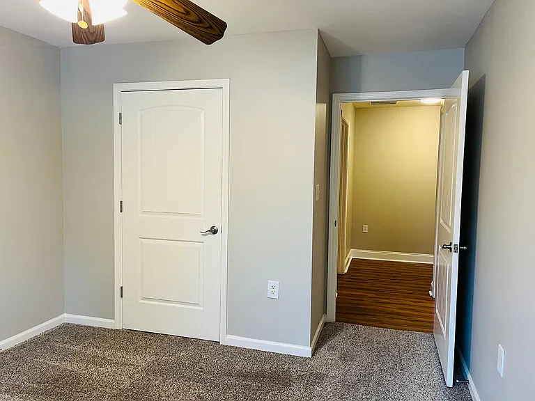 5750 Crest Hill Dr — Photo 25