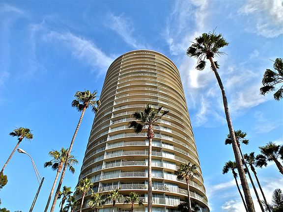 2nd image of 700 E Ocean Blvd Unit 903