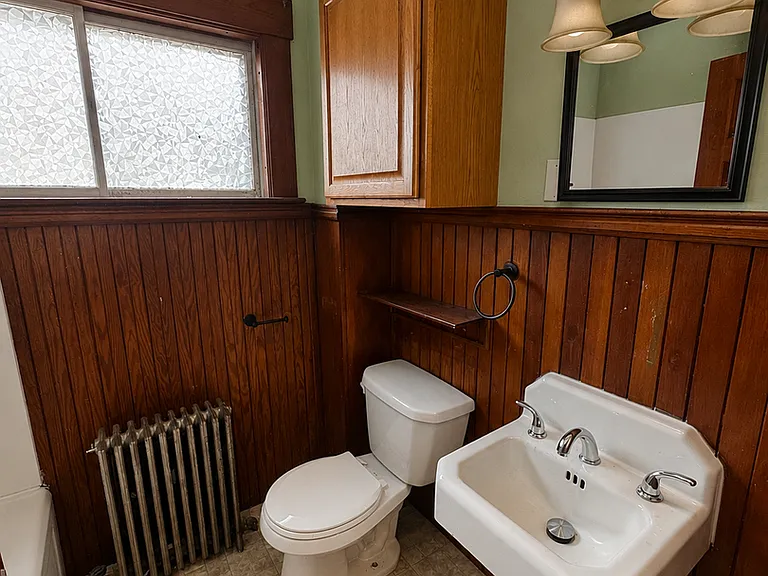 222 N Main St — Photo 15