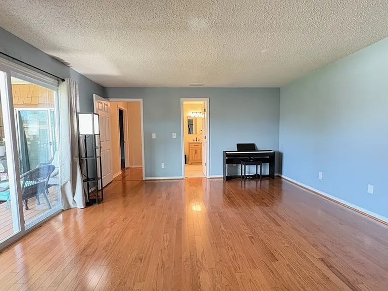 104 Moonstone Ct — Photo 12