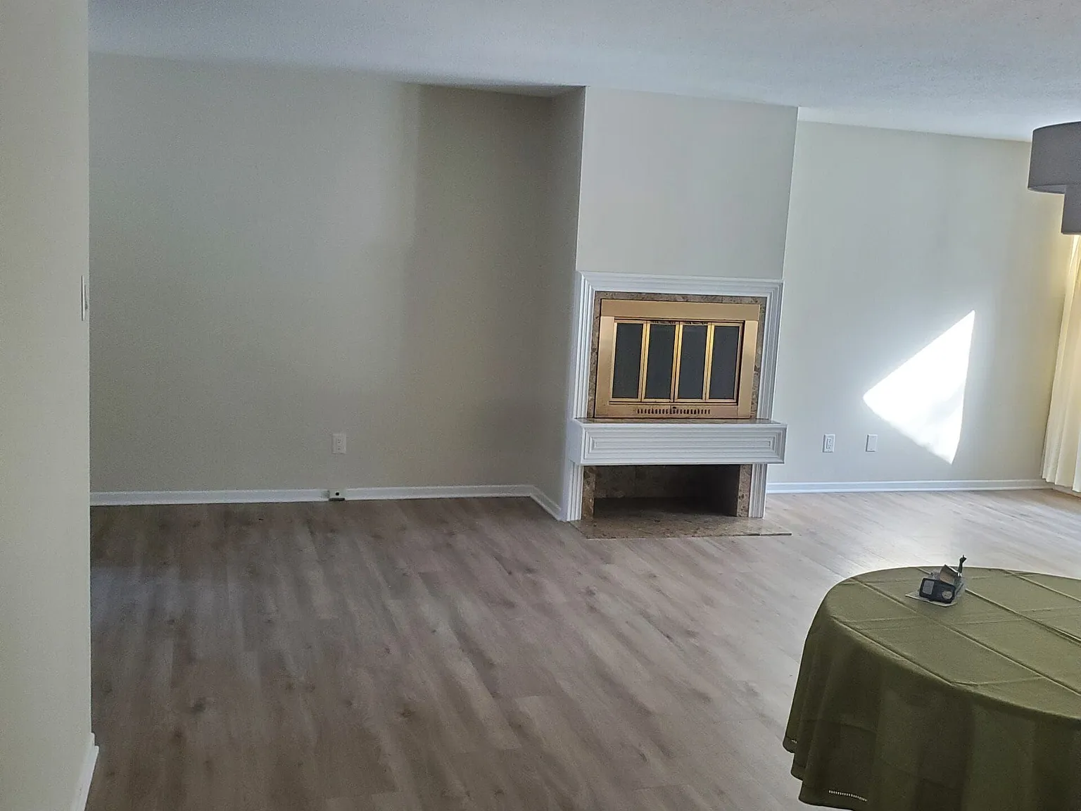 2 bed, $2,900 — Photo 1