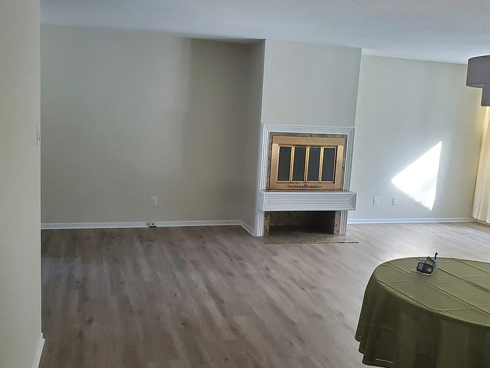 15 Torrey Pines Ct