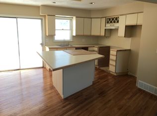 3127 S 16th St, Omaha, NE 68108