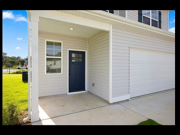 2nd image of 880 Gardenview Way