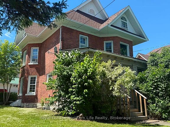 3rd image of 534 Rorke Ave