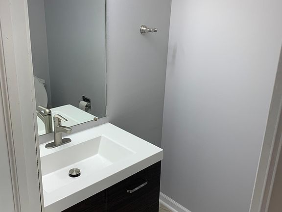 5th image of 1119 Hampton Hbr