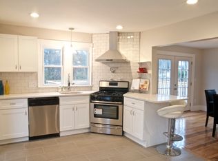 366 Elliott St, Beverly, MA 01915