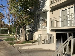 119WOO, Van Nuys, CA 91401