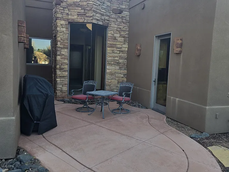 2090 Tuweap Dr #14 — Photo 20