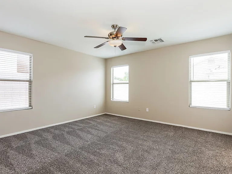 3129 W Dancer Ln — Photo 9