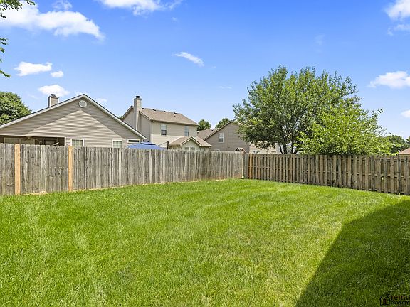 2nd image of 2297 Spurr Rd