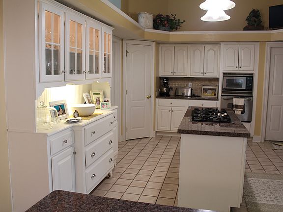 2nd image of 1204 Bluewater Dr