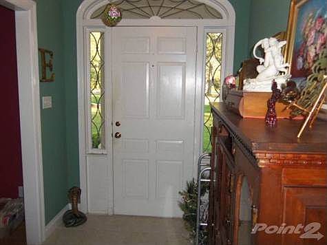 Entry/Foyer