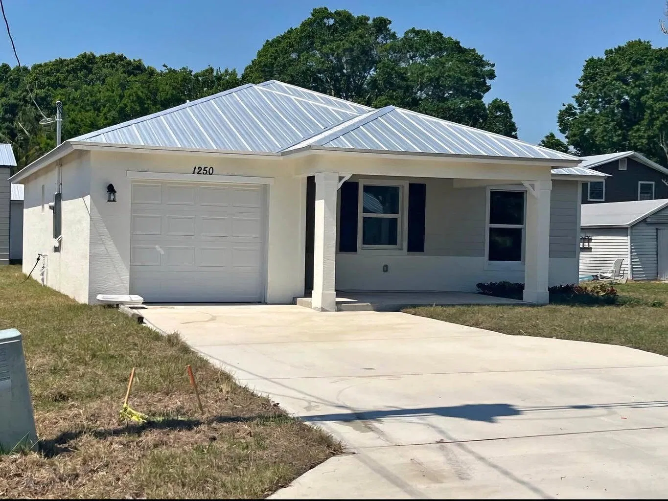 3 bed, 2.0 bath, 1135 sqft, $2,600 — Photo 1
