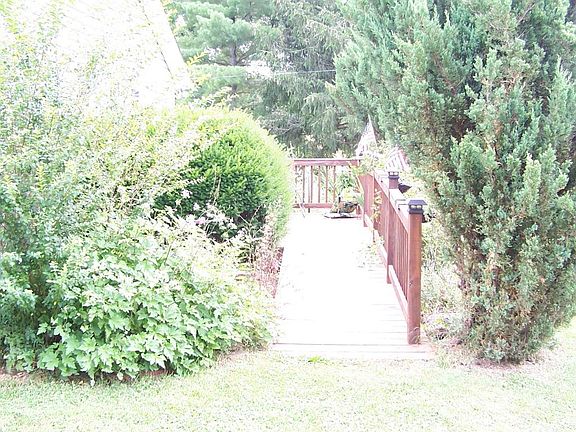 2nd image of 16 Faircrest Dr