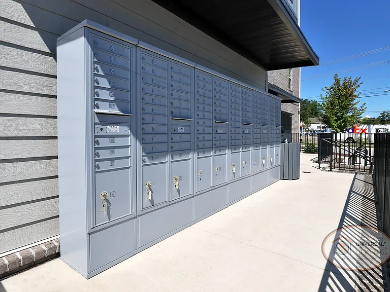Mail Center