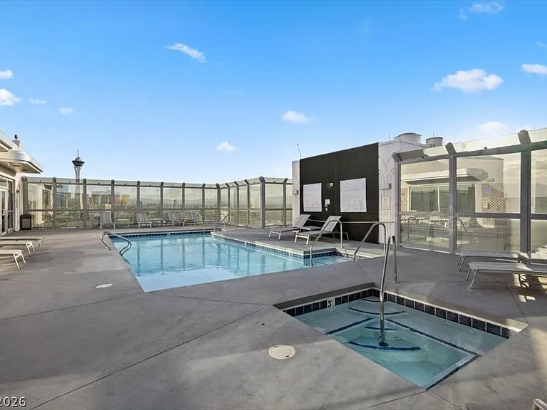 900 S Las Vegas Blvd #1215 — Photo 31
