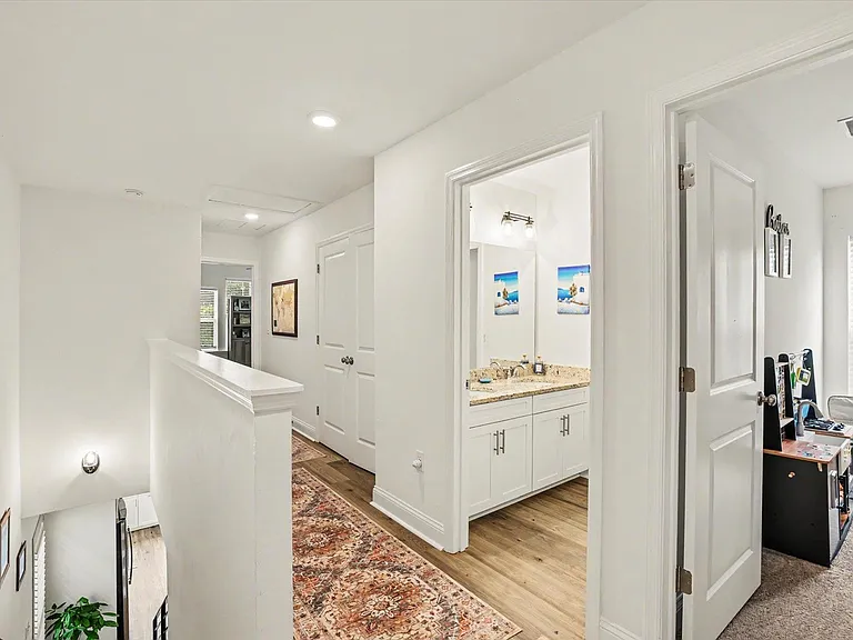 414 Grand Oaks Rd — Photo 28