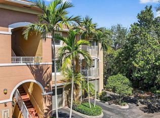 6511 Emerald Dunes Dr APT 305, West Palm Beach, FL 33411