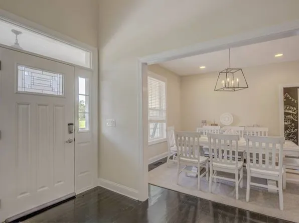 11470 Heron Ln, Berlin, MD 21811