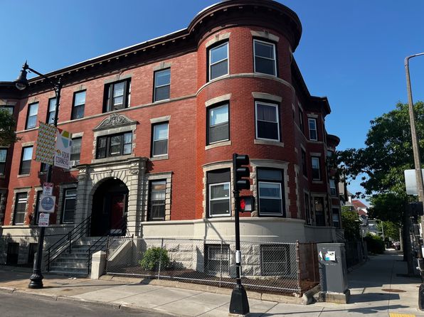 119 Washington St APT 1