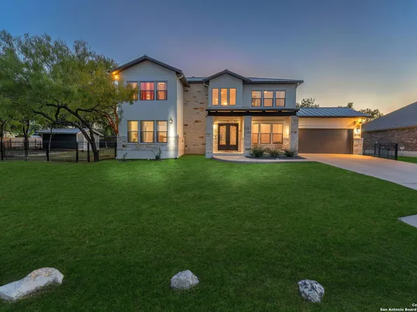 15513 Hill Ln, Selma, TX 78154