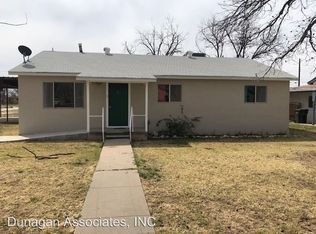 2001 Georgia St, Carlsbad, NM 88220