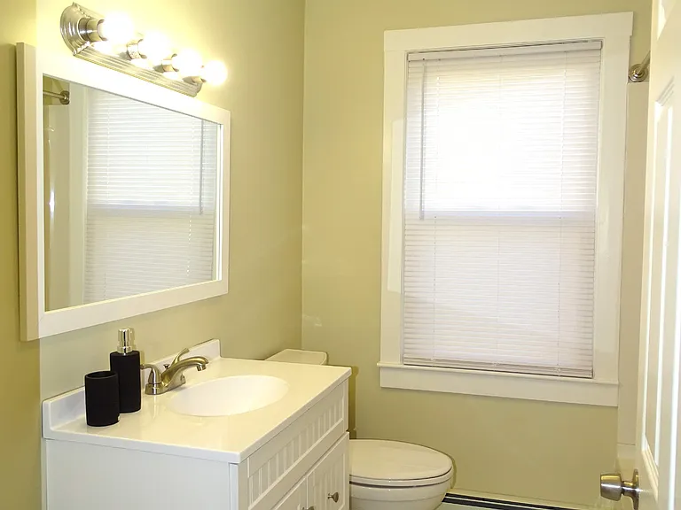 303 Bishop St #1 — Photo 12