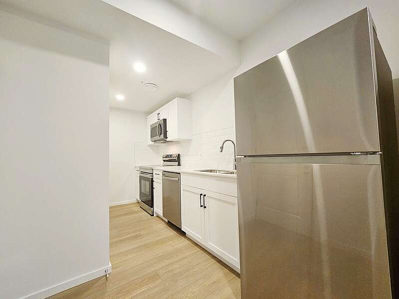 1st image of 3403 169th St SW