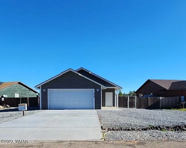 5412 Lake Dr