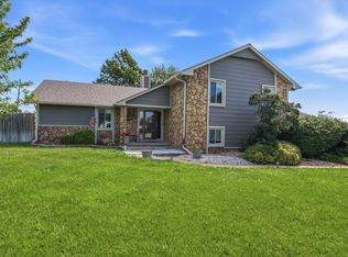 114 W Pine View Dr, Andover, KS 67002