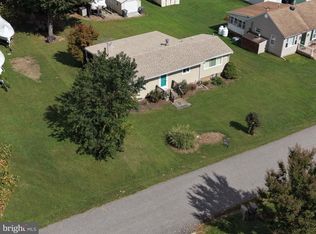 17 Midway Dr, Earleville, MD 21919