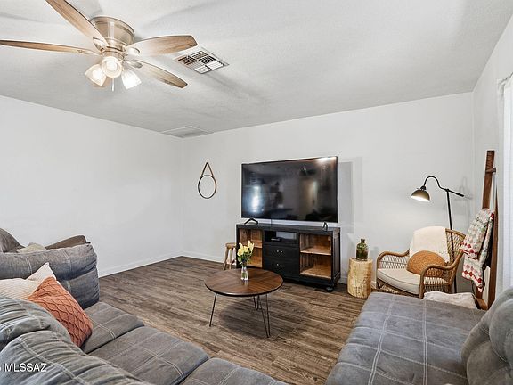 5th image of 609 S Janet Ave