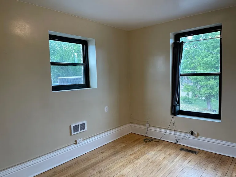 955 Payne Ave #2 — Photo 6