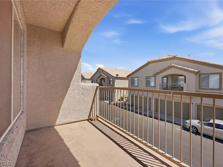6316 Lorne Green Ave #101 — Photo 4