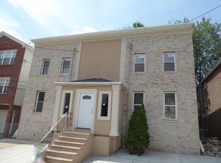 1022 Laura St, Elizabeth, NJ 07201